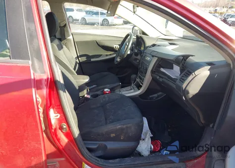 2010 Toyota Corolla S z USA, uszkodzony, nr VIN 2T1BU4EE8AC315919